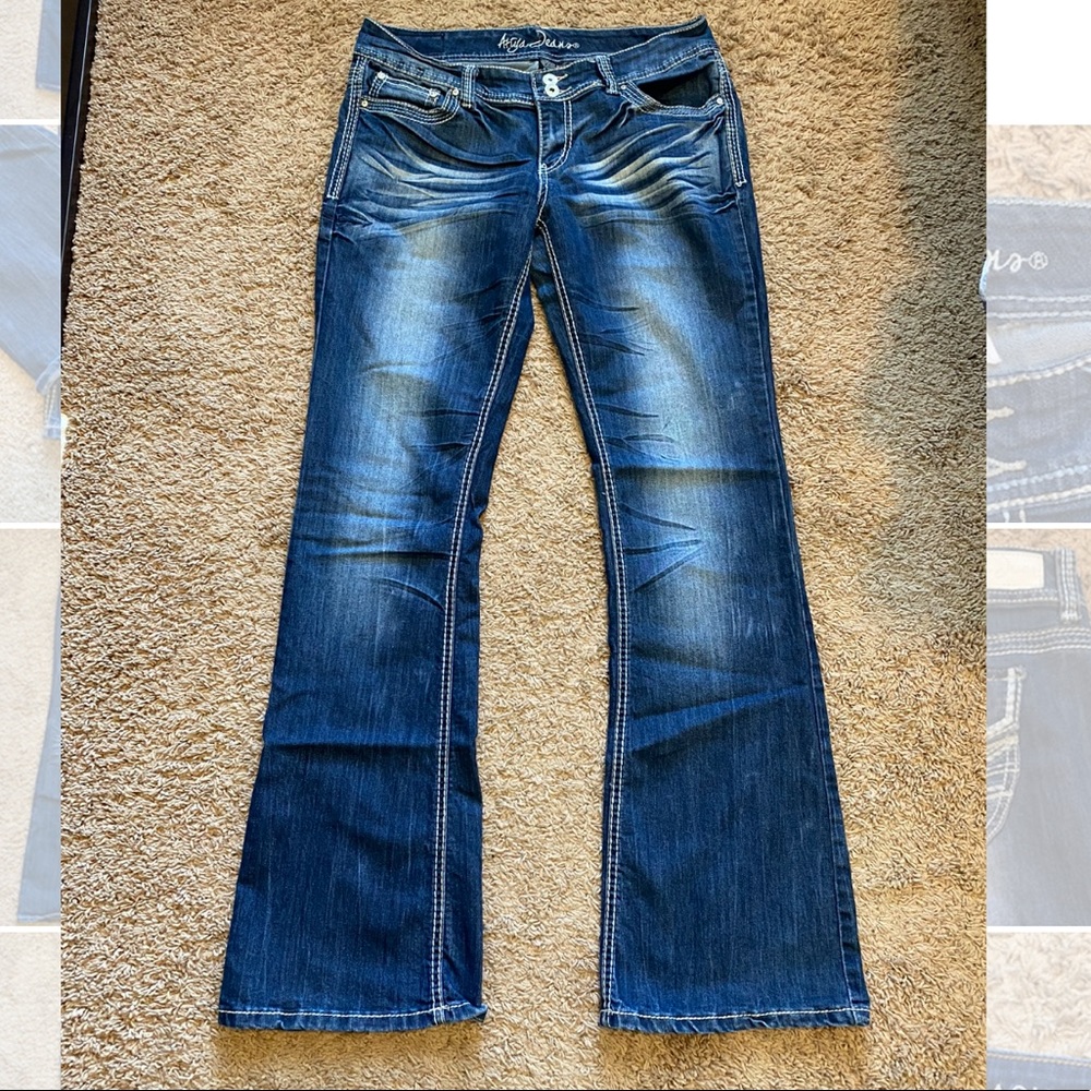 Ariya Jeans